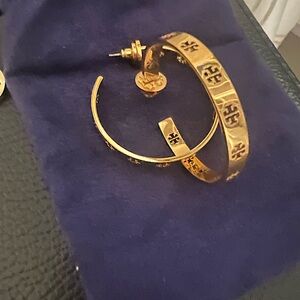 Tory Burch Gold Pierced T Hoop Earrings With Pouch